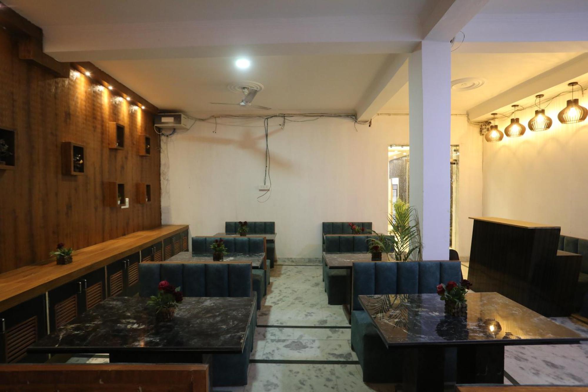 Backpackers - Ink Hotels Delhi Airport By Ss Group ニューデリー エクステリア 写真
