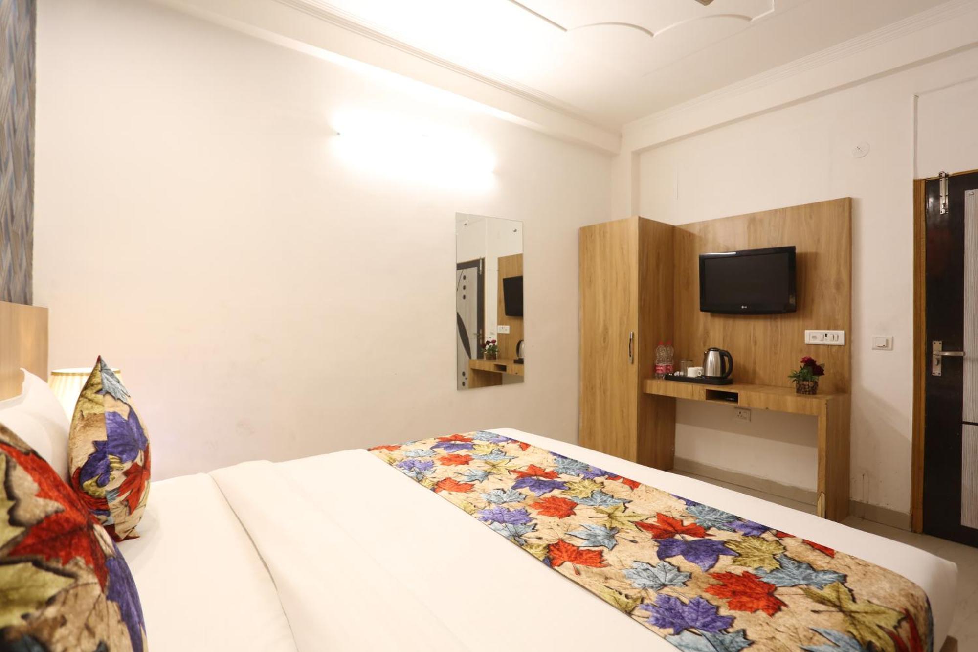 Backpackers - Ink Hotels Delhi Airport By Ss Group ニューデリー エクステリア 写真