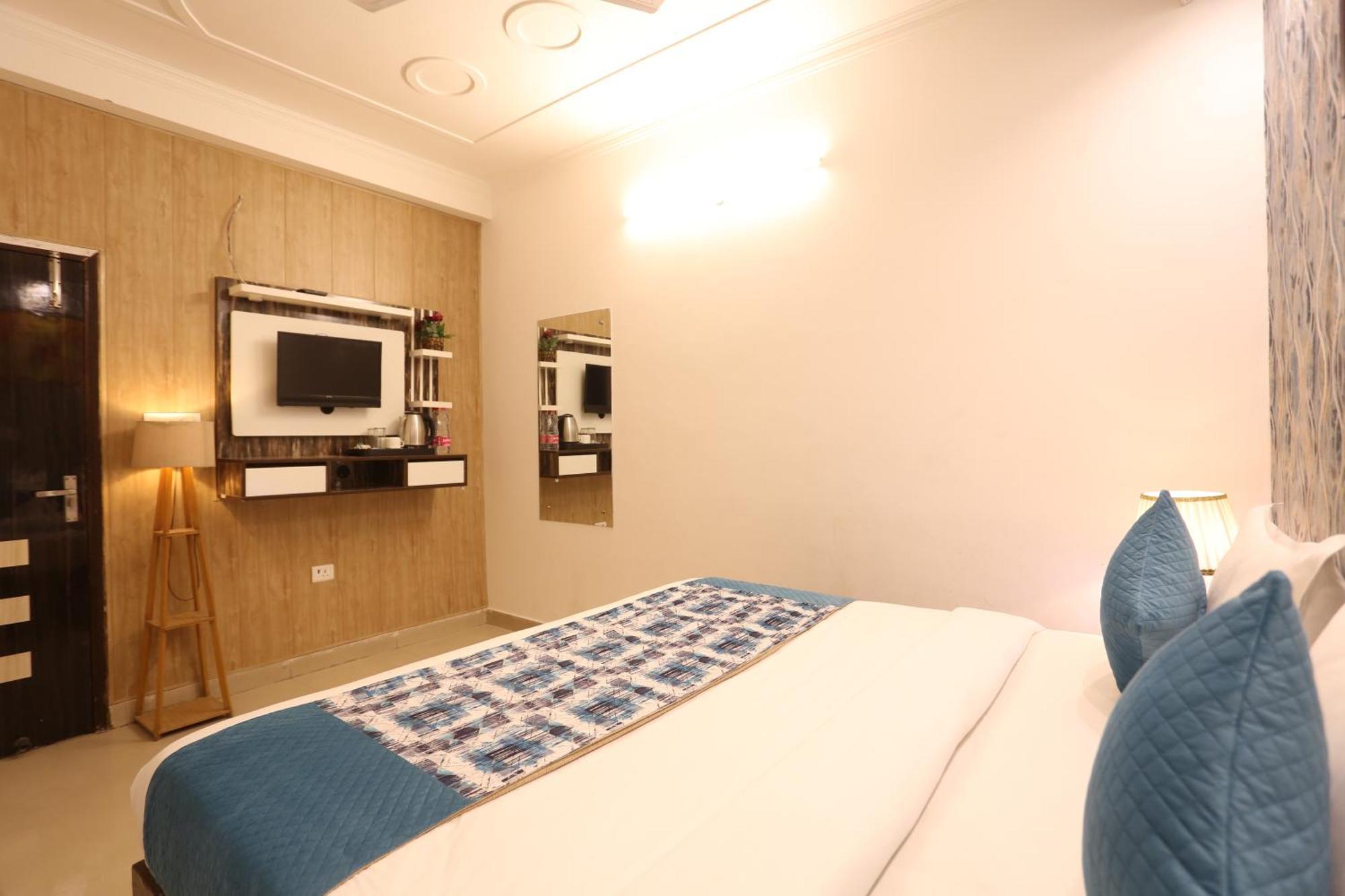 Backpackers - Ink Hotels Delhi Airport By Ss Group ニューデリー エクステリア 写真