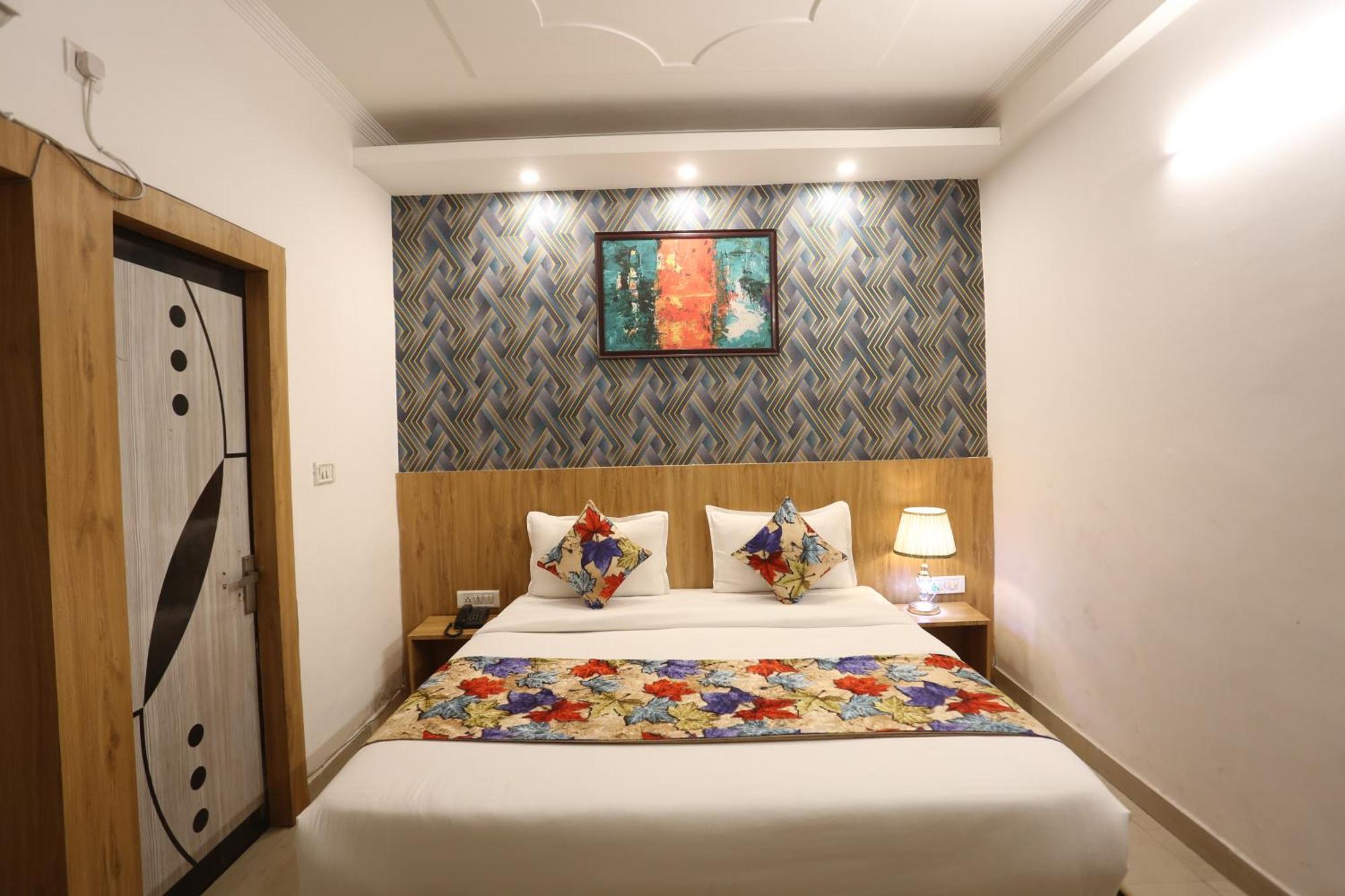 Backpackers - Ink Hotels Delhi Airport By Ss Group ニューデリー エクステリア 写真